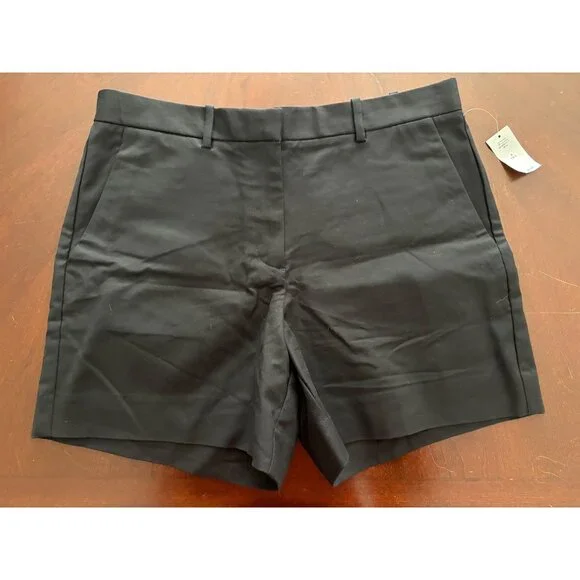 Gap NWT Tailored Stretch Classic Career Shorts in Black Size 8 Tall - Picture 2 of 12
